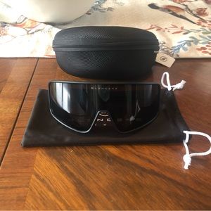 NWT Blenders Concord Fast Sunnies With Polarized Lens